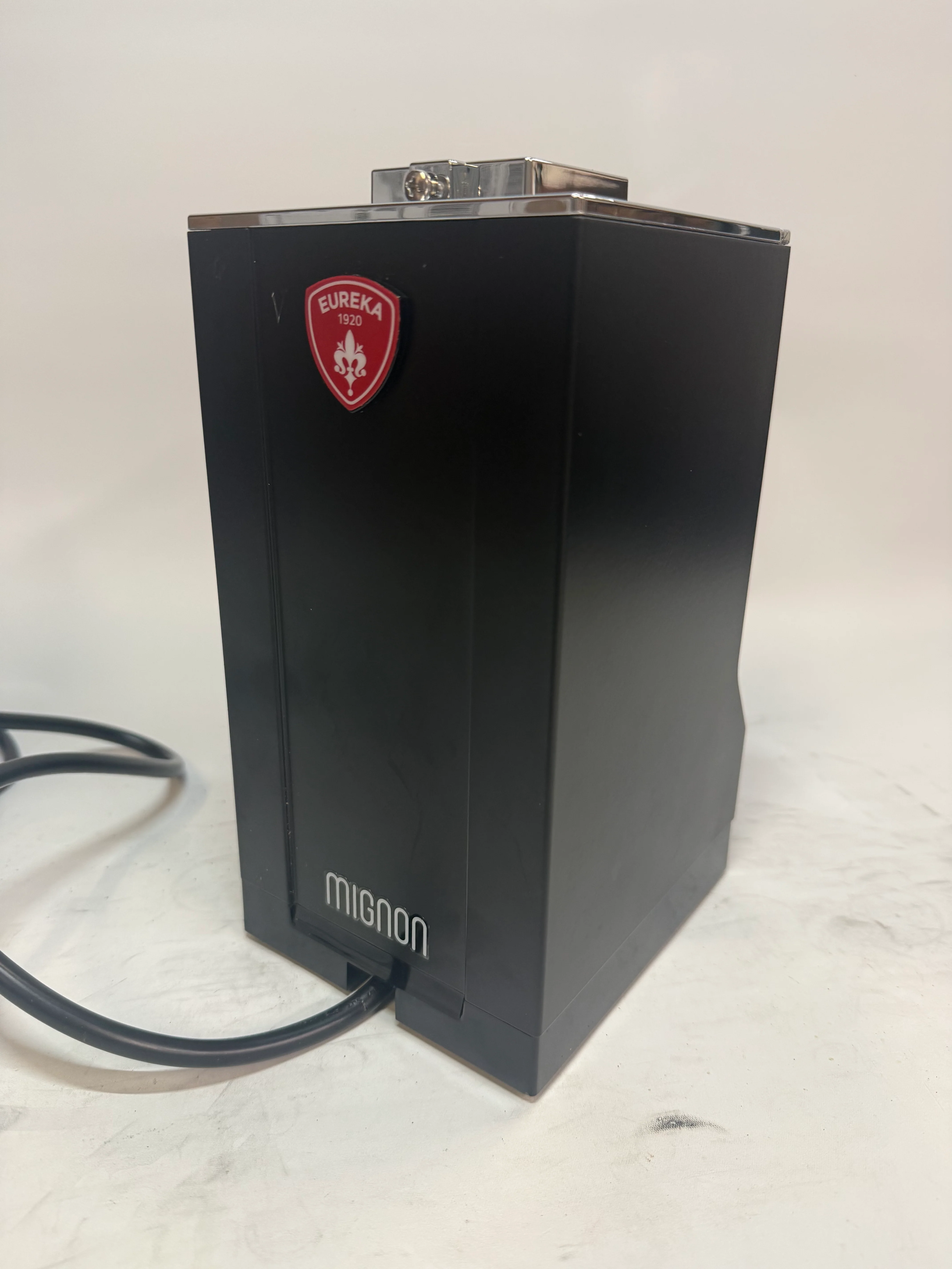 Open Box Eureka Mignon Silenzio 55 Black (2233) - Image 3
